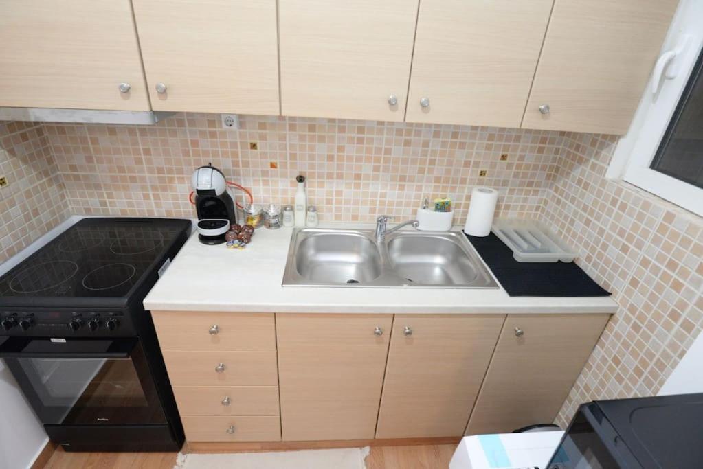 Minimal Apartment In Koukaki أثينا المظهر الخارجي الصورة